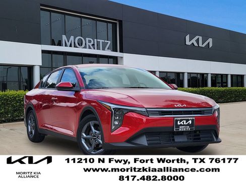 New 2026 Kia K4 FWD image 1