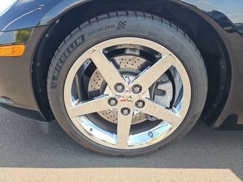 Used 2006 Chevrolet Corvette Convertible w/ Preferred Equipment Group image 13