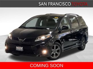 Certified 2019 Toyota Sienna SE w/ SE Preferred Package video 1