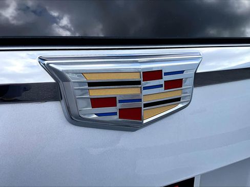 Used 2019 Cadillac Escalade ESV Luxury AWD/4WD image 31