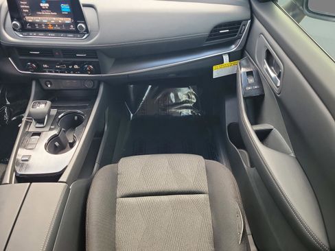 New 2026 Nissan Rogue SV image 12