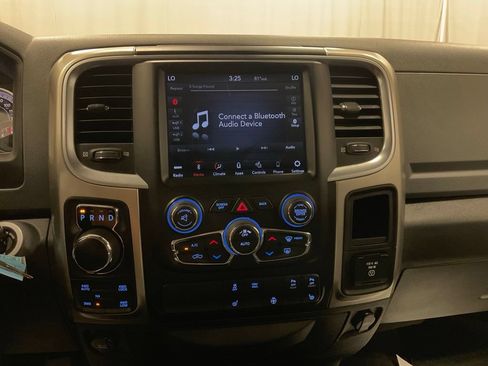 Used 2018 RAM 1500 Big Horn AWD/4WD image 14