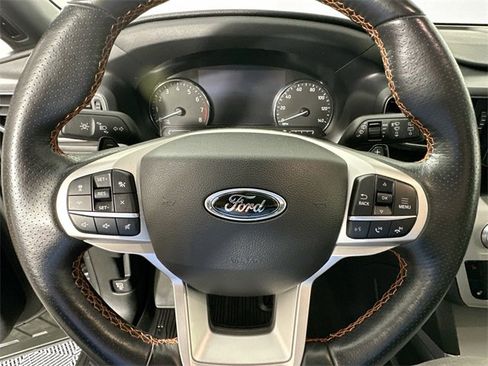 Used 2022 Ford Explorer Timberline image 12