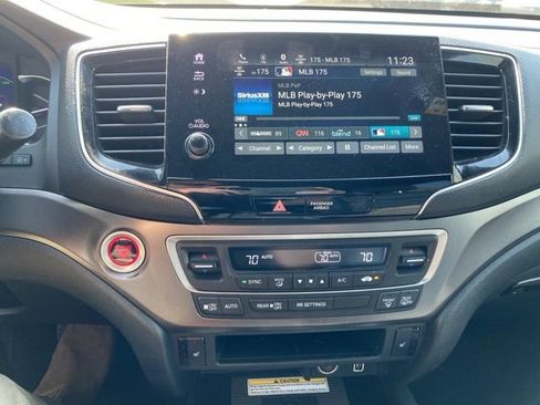 Used 2023 Honda Passport EX-L image 4