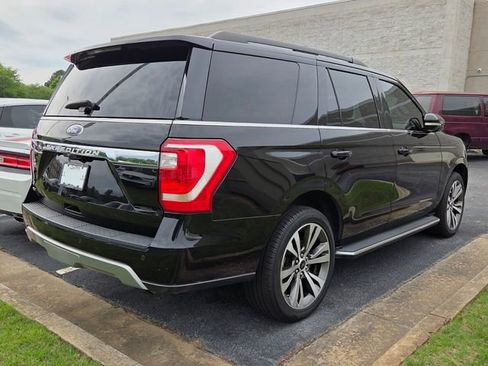 Used 2019 Ford Expedition XLT w/ Equipment Group 202A RWD image 21