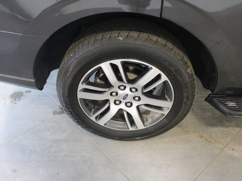 Used 2024 Ford Expedition Limited image 63