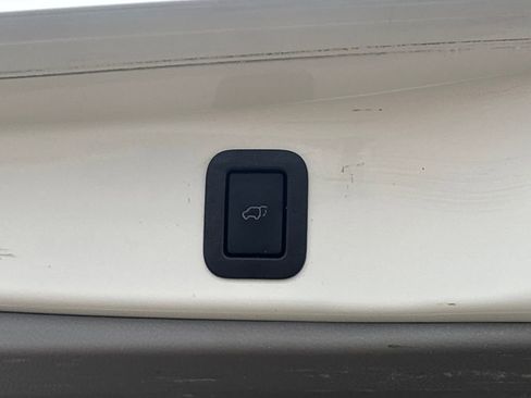 Used 2018 Toyota Highlander Limited Platinum image 33