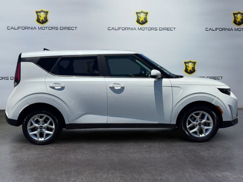 Used 2023 Kia Soul S FWD image 6