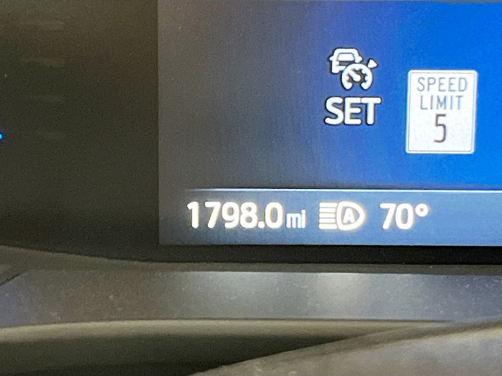 Used 2025 Ford Escape SE FWD image 12
