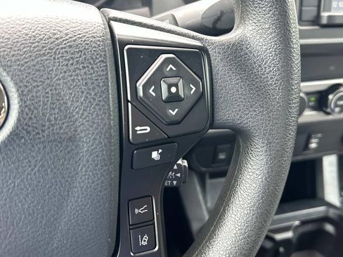 Used 2019 Toyota Tacoma SR5 RWD image 24