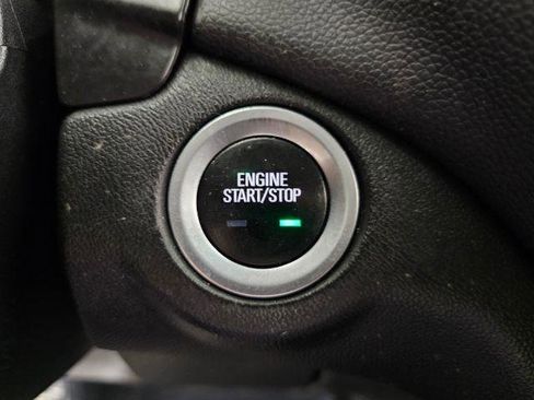 Used 2019 Chevrolet Equinox LT image 14