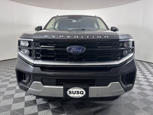 New 2025 Ford Expedition Max Platinum w/ Platinum Ultimate Package image 2