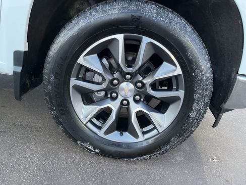 Certified 2023 Chevrolet Silverado 1500 LT image 12