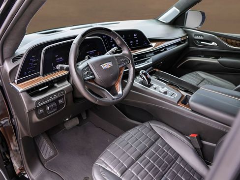 Certified 2023 Cadillac Escalade Sport Platinum AWD/4WD image 10
