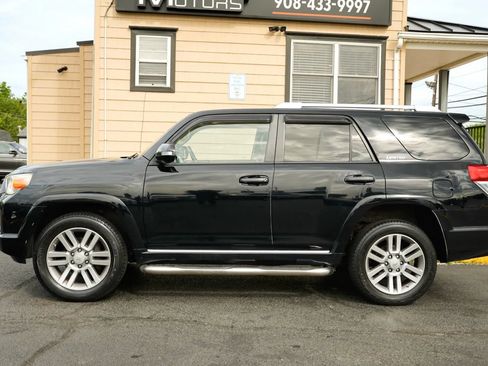 Used 2010 Toyota 4Runner Limited AWD/4WD image 8