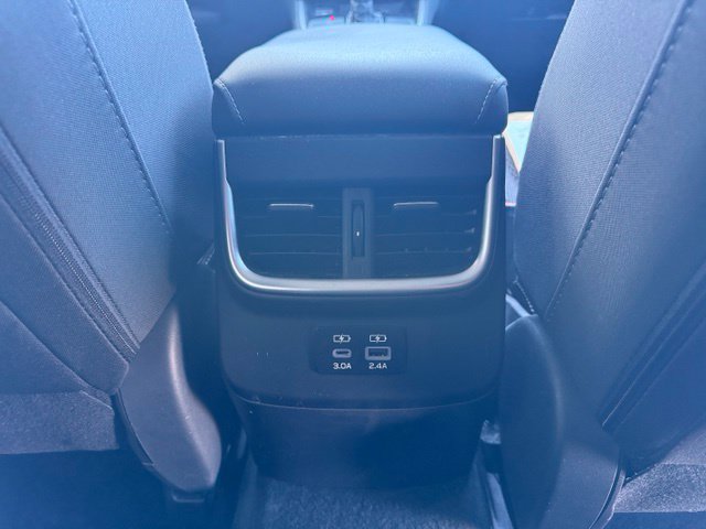 Used 2023 Subaru Outback Premium AWD/4WD image 15