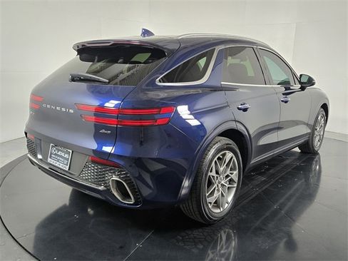 Used 2023 Genesis GV70 2.5T w/ Select Package image 6