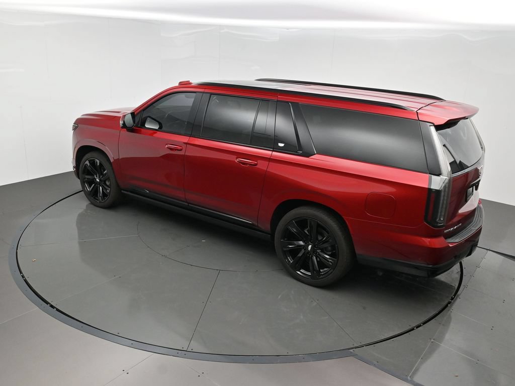 Certified 2025 Cadillac Escalade ESV Sport Platinum w/ LPO, Floor Liner Package AWD/4WD image 54