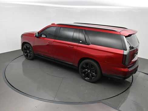 Used 2025 Cadillac Escalade ESV Sport Platinum w/ LPO, Floor Liner Package AWD/4WD image 54
