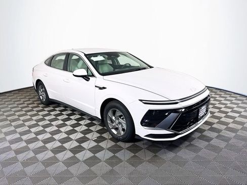 New 2025 Hyundai Sonata SE image 10