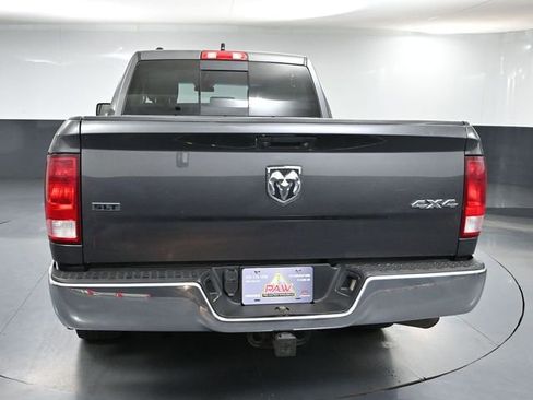 Used 2017 RAM 1500 Classic SLT AWD/4WD image 5