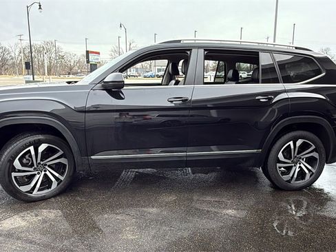 Used 2023 Volkswagen Atlas SEL image 5