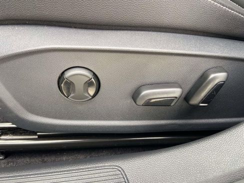 Used 2024 Volkswagen Jetta SE image 15