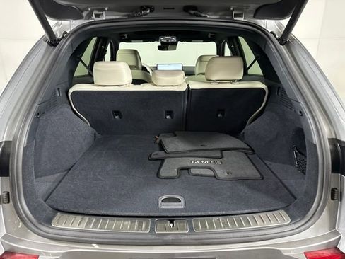Used 2023 Genesis Electrified GV70 Advanced image 28