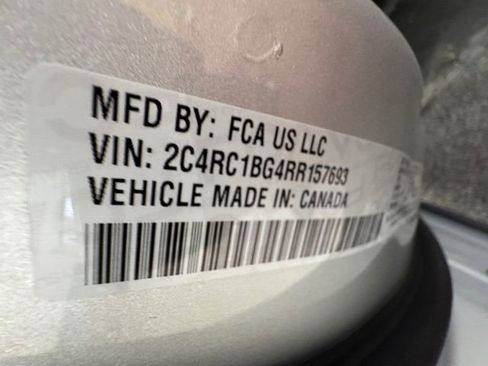 Used 2024 Chrysler Pacifica Touring-L FWD image 27