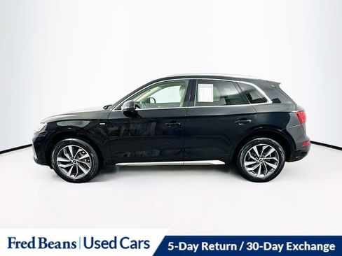 Used 2023 Audi Q5 2.0T Premium w/ Convenience Package image 4