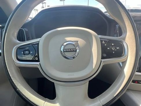 Used 2019 Volvo S60 T5 Momentum FWD image 10