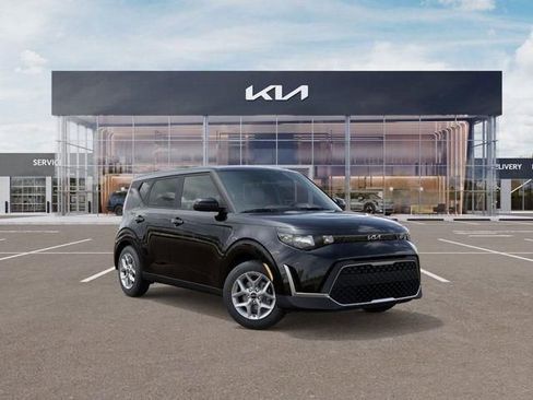 New 2025 Kia Soul LX w/ LX Technology Package FWD image 9
