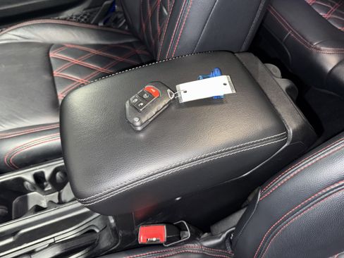 Used 2020 Jeep Wrangler Unlimited Sahara w/ Uconnect 4C Nav & Sound Group AWD/4WD image 29