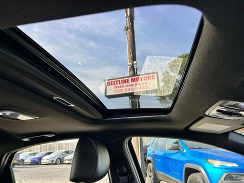 Used 2023 Kia Forte GT-Line w/ GT-Line Premium Package image 12