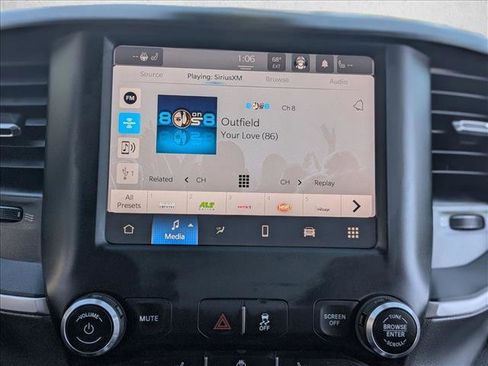 Used 2022 RAM 2500 Big Horn w/ Level C Equiment Group image 13