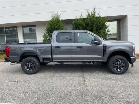 New 2026 Ford F250 XL w/ STX Appearance Package AWD/4WD image 5
