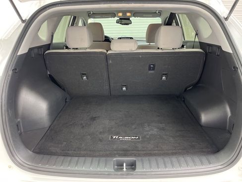 Used 2020 Hyundai Tucson Value w/ Cargo Package image 23