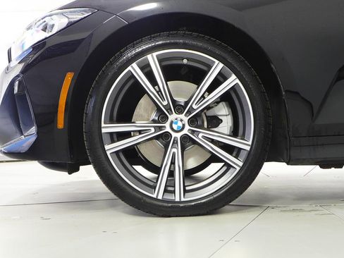 Used 2023 BMW 330i Sedan w/ Driving Assistance Package image 5