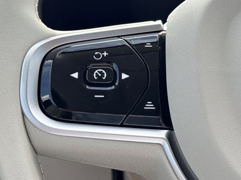 New 2026 Volvo XC60 T8 Ultra w/ Protection Package Premier AWD/4WD image 21