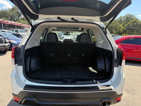 Used 2019 Subaru Forester Limited AWD/4WD image 11