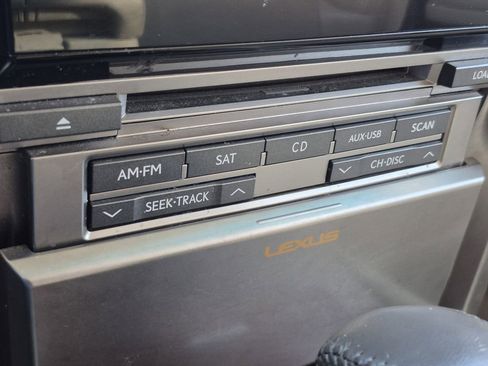 Used 2013 Lexus GX 460 Base image 16