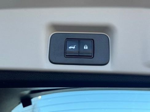 Used 2023 Nissan Ariya PLATINUM+ e-4ORCE image 26