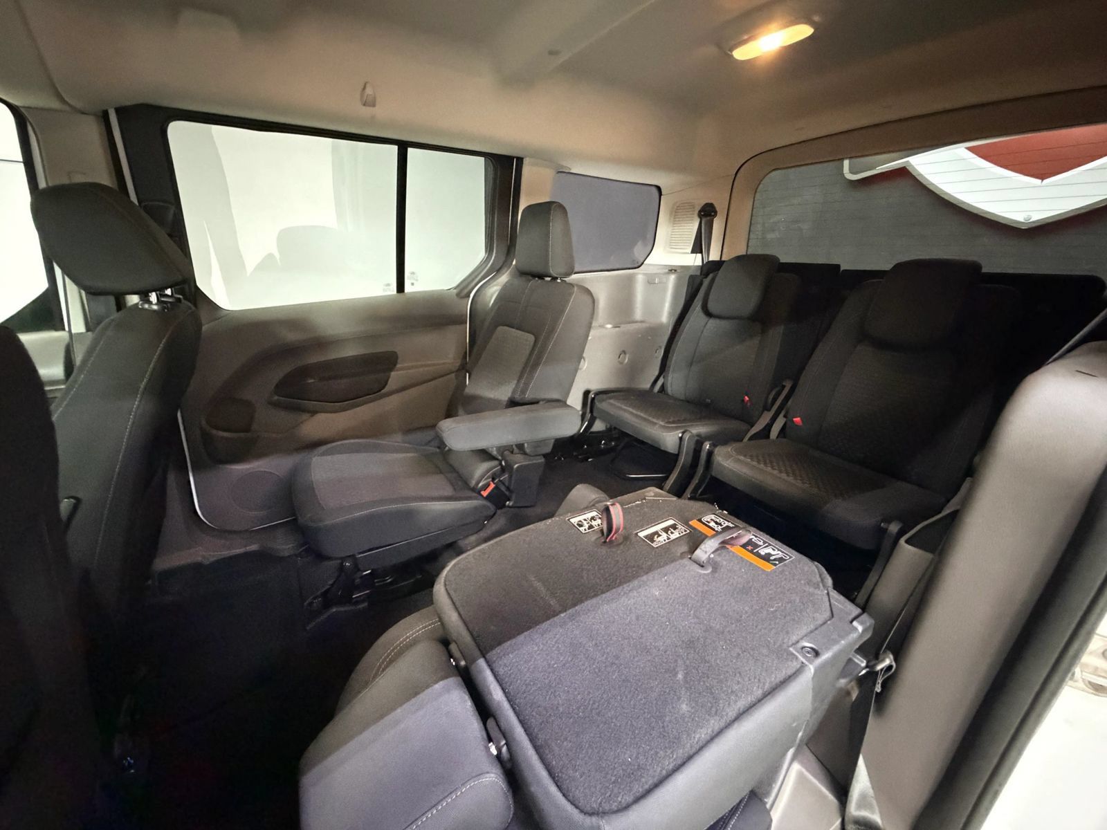 Used 2020 Ford Transit Connect XLT FWD image 23