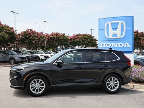 Used 2025 Honda CR-V EX image 4