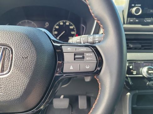 Certified 2024 Honda Pilot Sport image 18