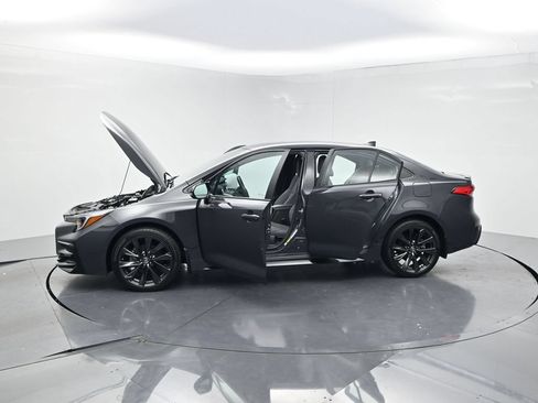 Used 2025 Toyota Corolla SE FWD image 27