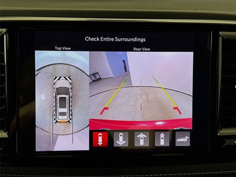 New 2026 Chrysler Pacifica Select image 16