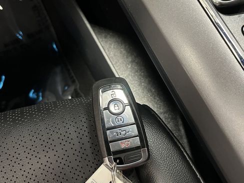 Used 2024 Ford F150 Lariat image 31