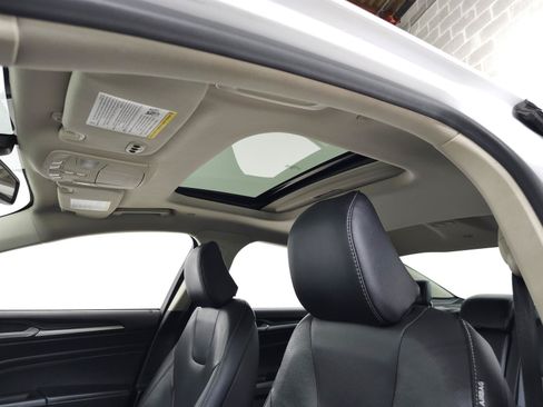 Used 2020 Ford Fusion Titanium FWD image 15