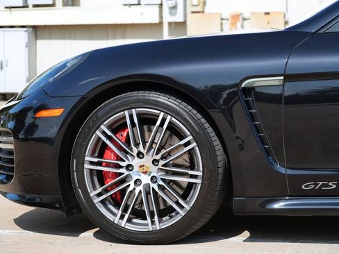 Used 2015 Porsche Panamera GTS w/ Premium Package Plus AWD/4WD image 32